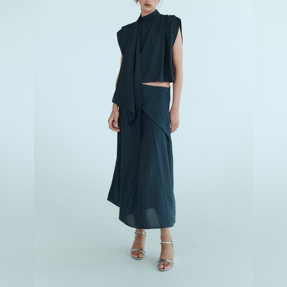 ZARA FLUID FLYAWAY SKIRT